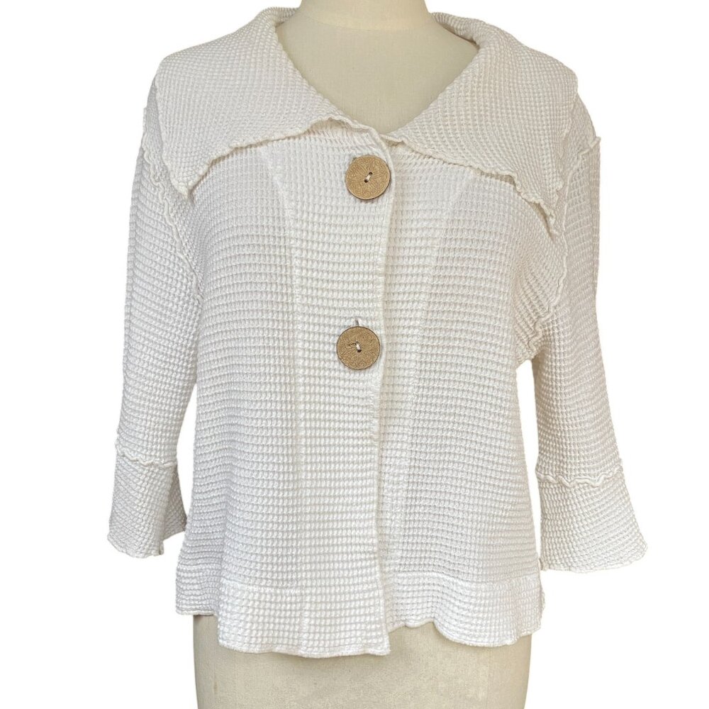 Focus Waffle Knit Wood Button Top White Thermal Lagenlook Coastal Vacation-M